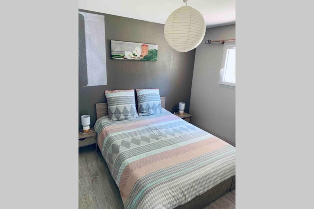 2P Au Coeur Des Montagnes Avec Piscine Chauffee Apartment Puget-Theniers Luaran gambar