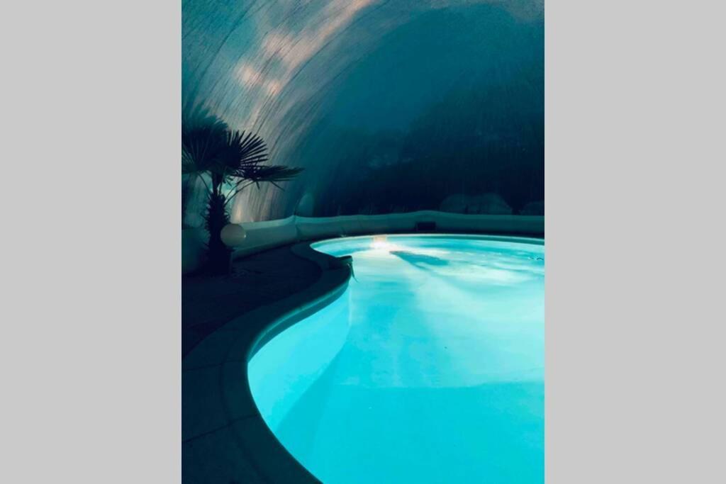 2P Au Coeur Des Montagnes Avec Piscine Chauffee Apartment Puget-Theniers Luaran gambar